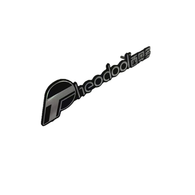 Professionele vervaardigde aangepaste metalen logo in eindaluminium voor aangepaste borden