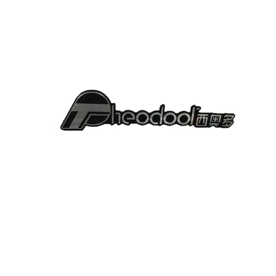 Professionele vervaardigde aangepaste metalen logo in eindaluminium voor aangepaste borden