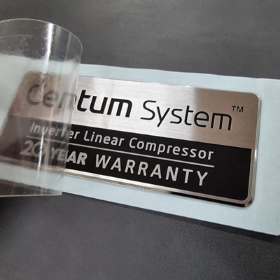 Professionele aanpassing van metaal-aluminium logo's milieuvriendelijk en opvallend